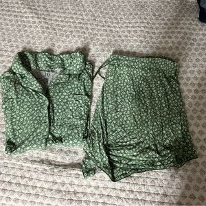 GAP Women’s Pajamas Set